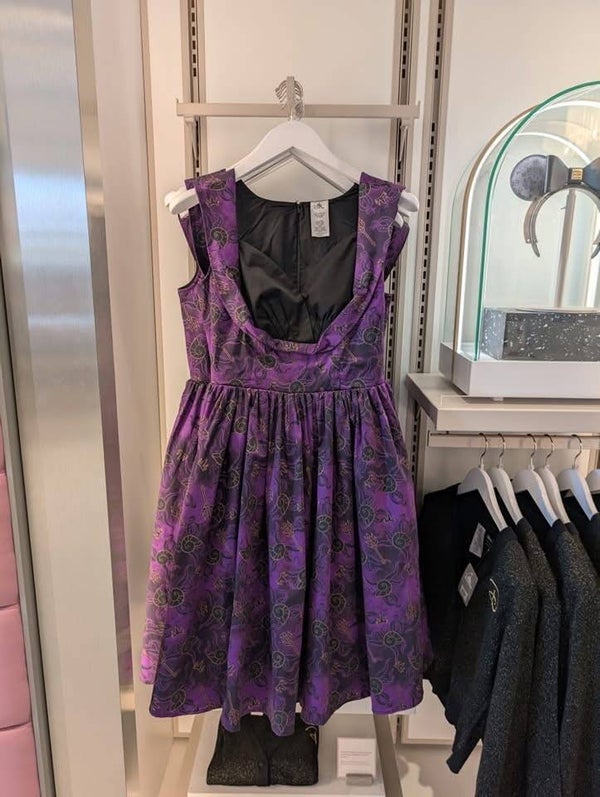 Villians purple dress adults - Disneyland Paris