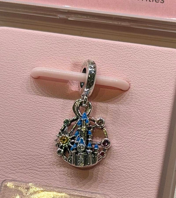 Tales of magic - pandora charm - parks exclusive - DLP
