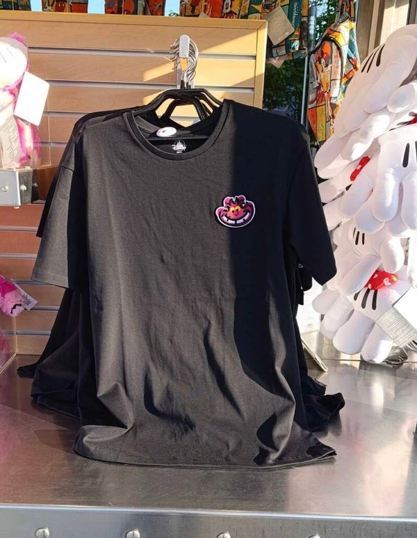 Alice in Wonderland show - shirt - Disneyland Paris