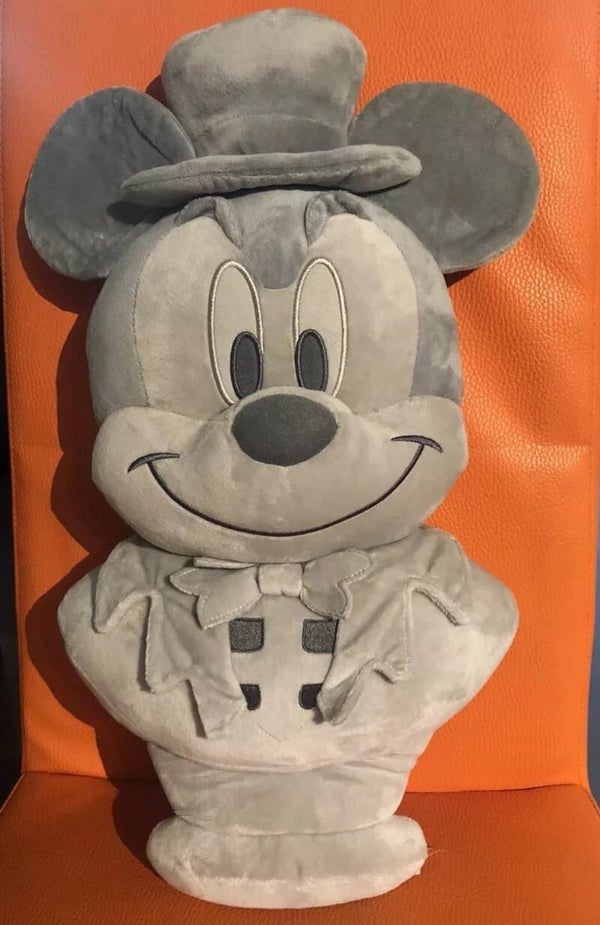 Vintage - mickey halloween pillow 2018 limited edition - Tokyo Disney