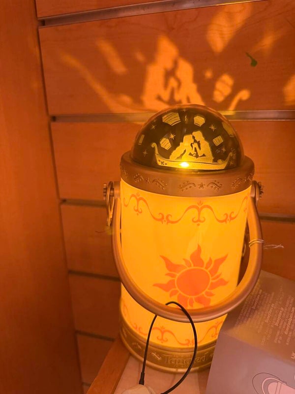 Tangled lantern projector - light up - DLP