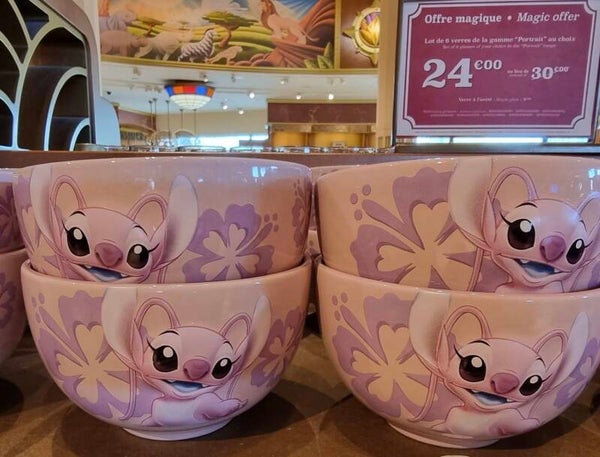 Angel kom - Disneyland Paris