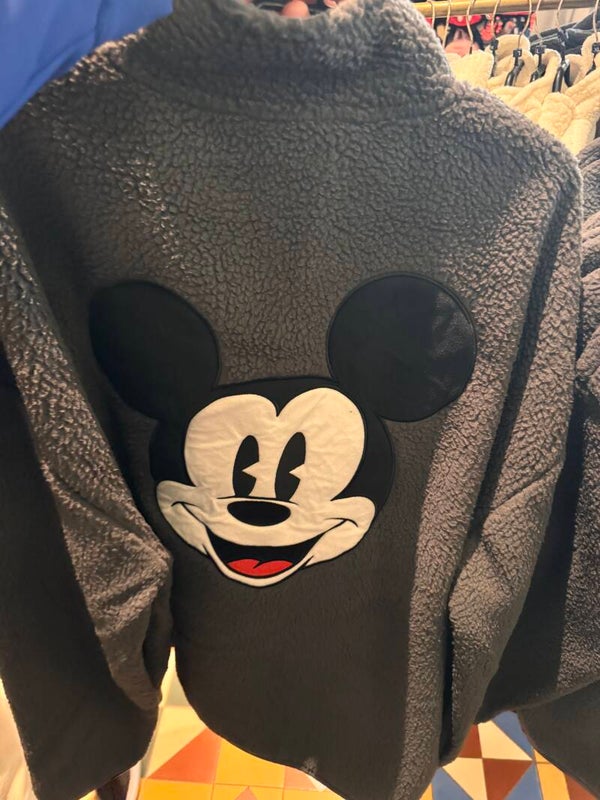 Fluffy grey mickey sweater Disneyland Paris