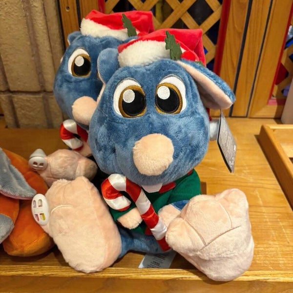 Remy bigfeet plush - christmas - DLP
