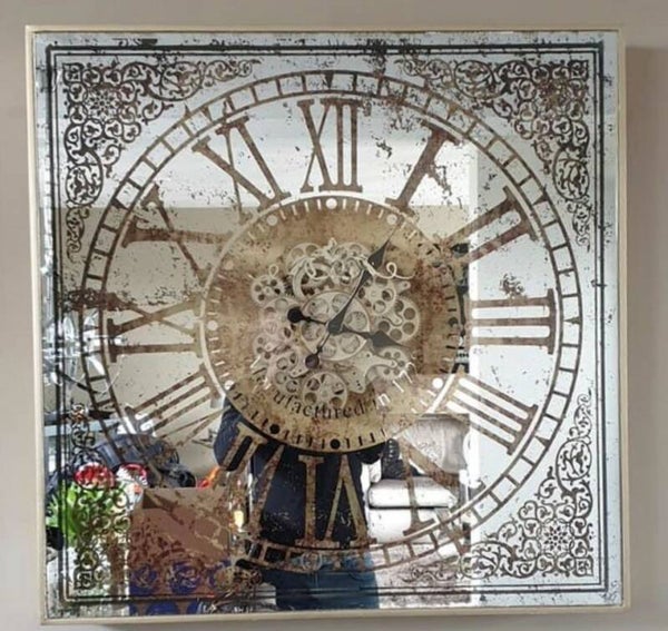 Wandklok Mirror 80cm x 80cm met draaiende tandwielen