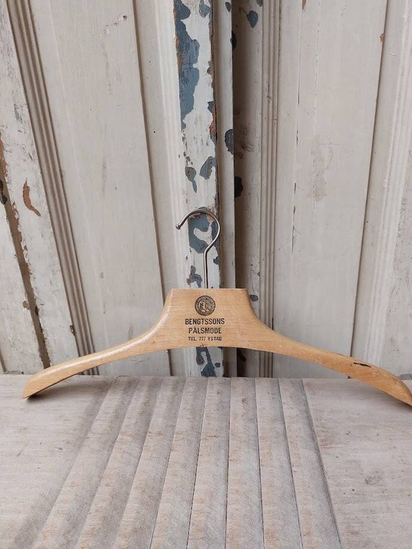 ◘ Bengtssons kleerhanger