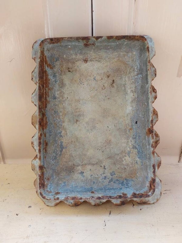 ♠ Antieke kwispedoor