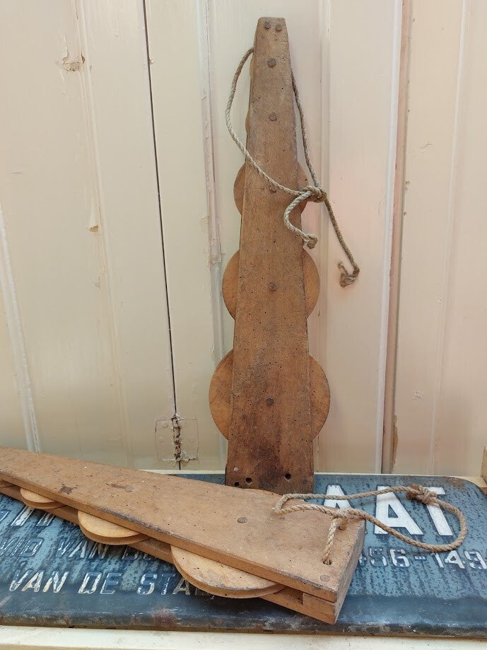 ♠ Oude houten muziekinstrument