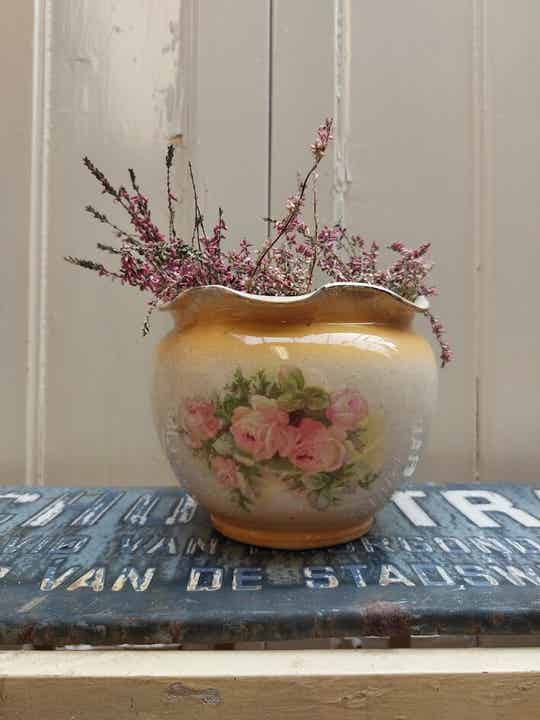 ♥ Oude gebloemde vaas *