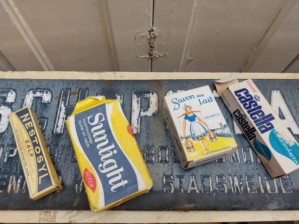 ♠ Oude verzorgingsproducten