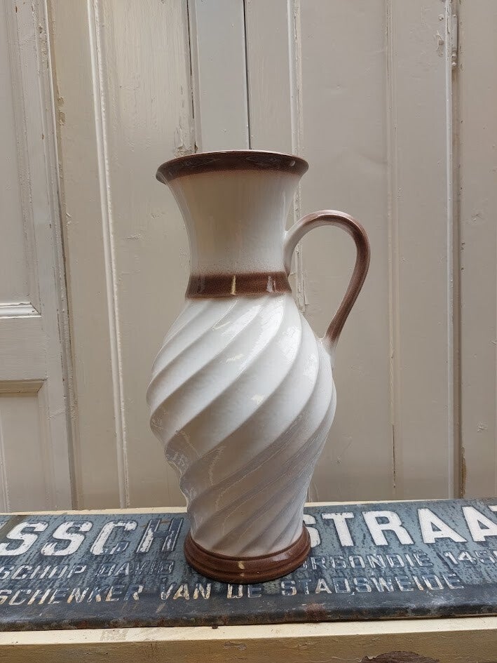 ♠ Vintage vaas uit Oostenrijk