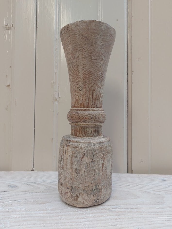 ♠ Rustieke houten kandelaar