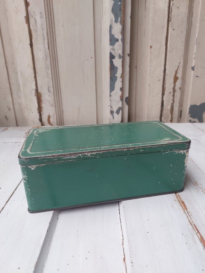 ♫ Oud groen blikje