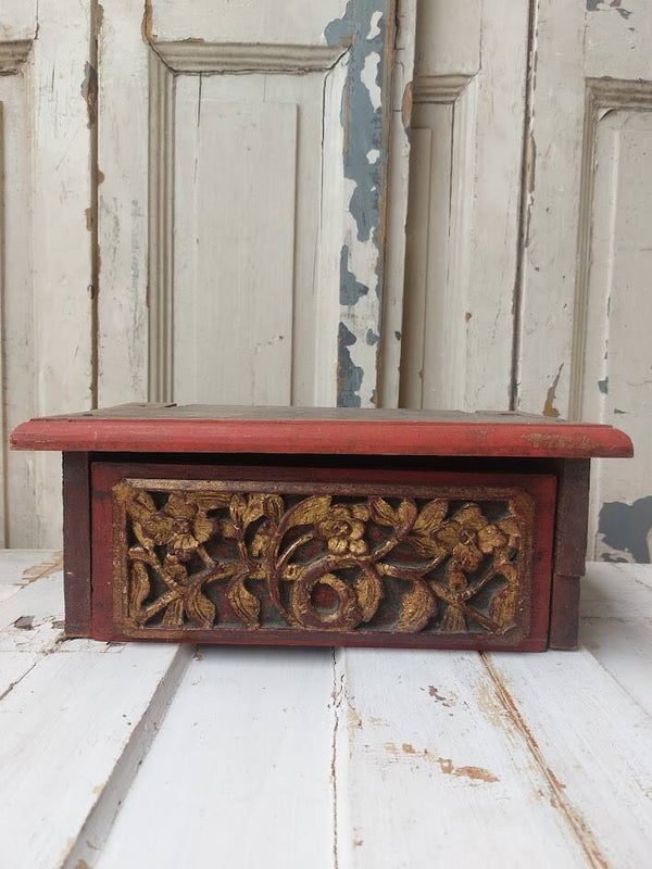 ♠ Antiek Tibetaans kistje