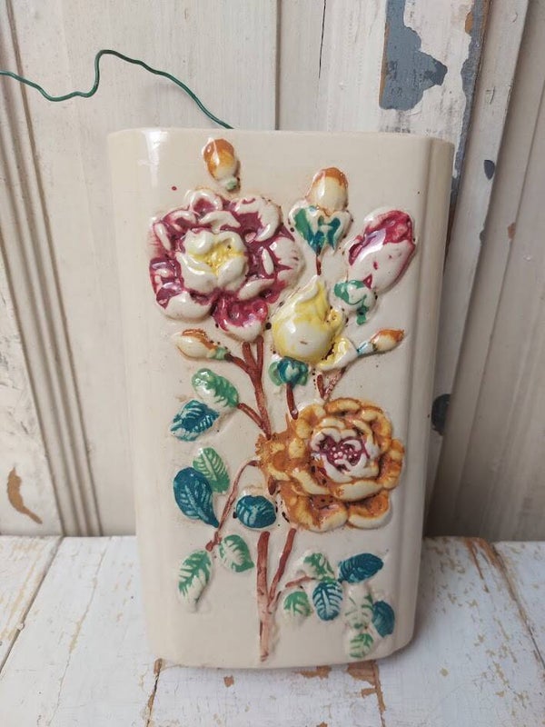 ♦ Vintage keramiek radiatorbakje