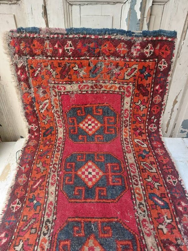 ♦ Oud Perzich tapijt