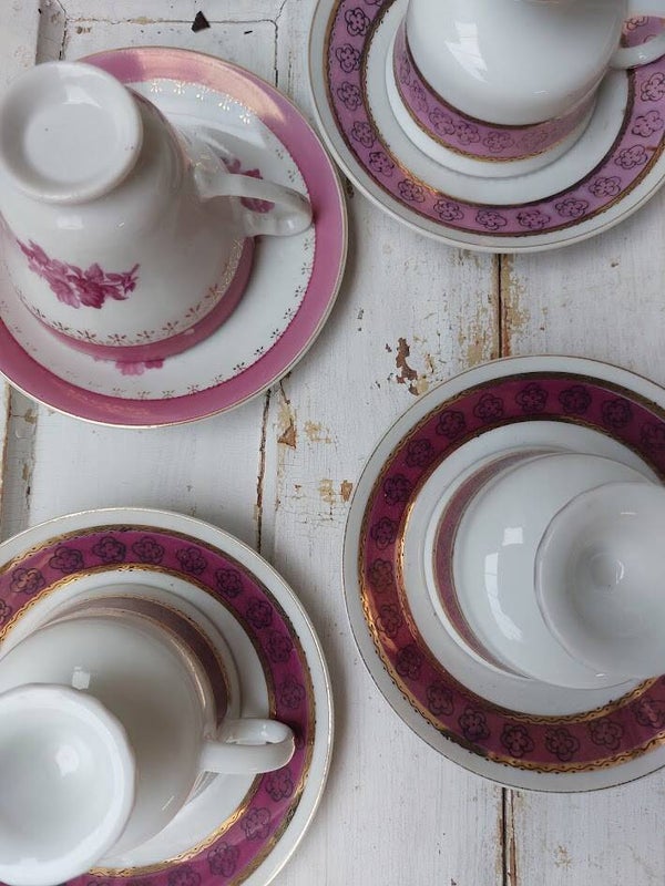 ♦ Set porseleinen kop en schotels