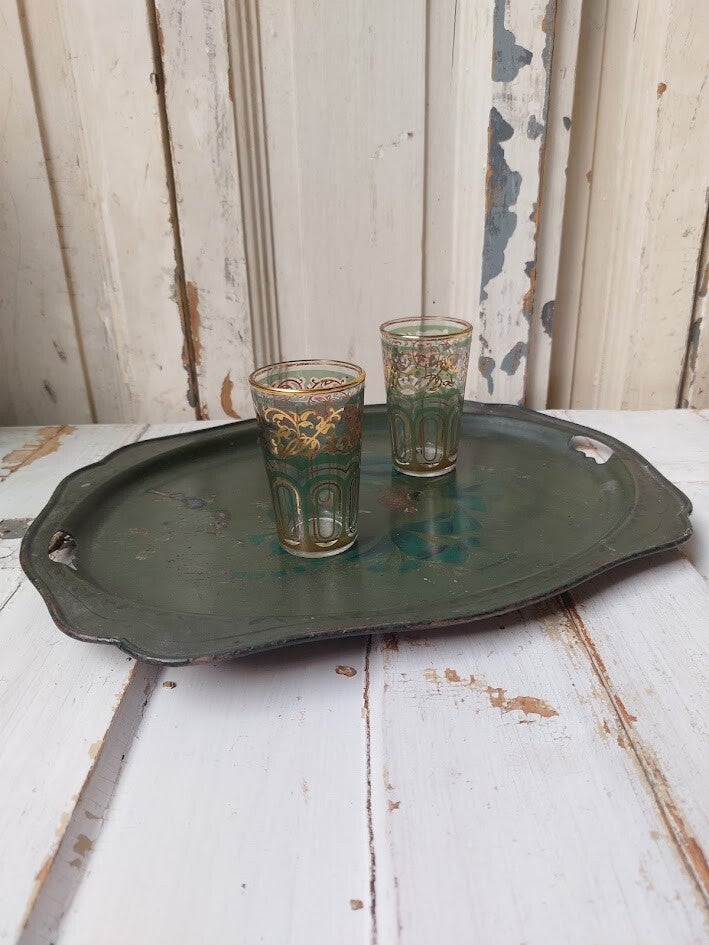 ♦ Antiek groen dienblad