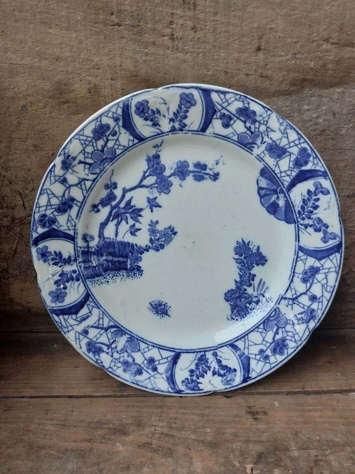 ☻ Antiek bord Petrus Regout & Co