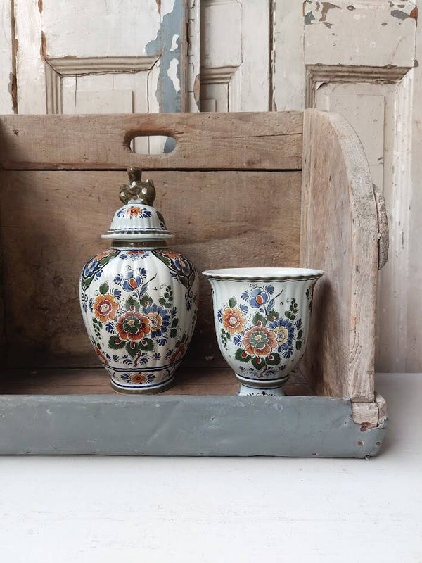 ☻ Vintage Oud-Delfts Polychroom Dekselvaas nr. 445