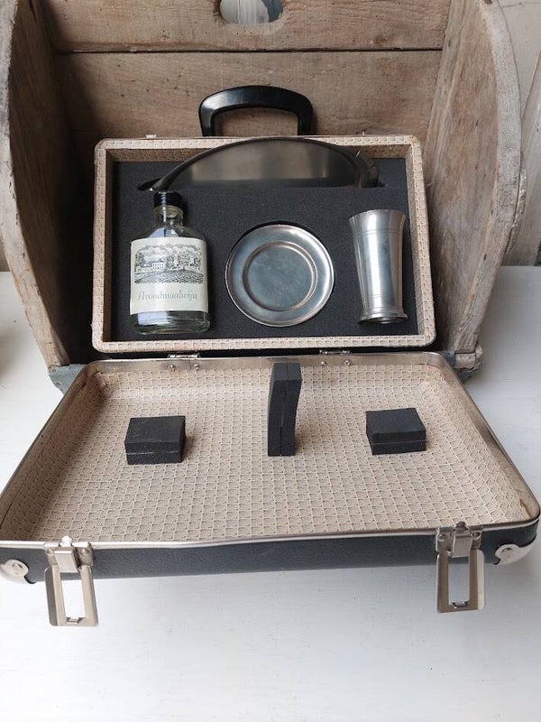 ☻ Vintage Draagbare Avondmaalsset in Koffer