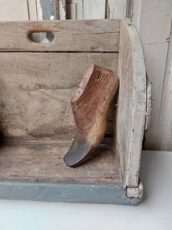 ☻ Antieke Houten Schoenleest