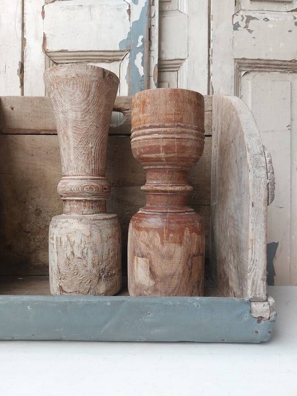 ☻ Grote Geleefde Houten Vijzel Kandelaar