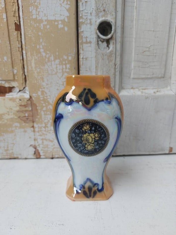 ☺ Vintage Art Deco Lusterware Vaasje – Rozen Medaillon (Jaren 20/30)