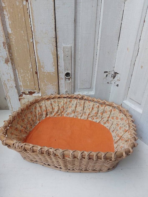 ☺ Vintage Rotan Poppenwieg / Gevlochten Handwerkmand Jaren 70 (Oranje)