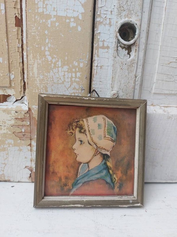 ☺ Vintage Schilderijtje / Prent in Lijst – Meisje in Klederdracht