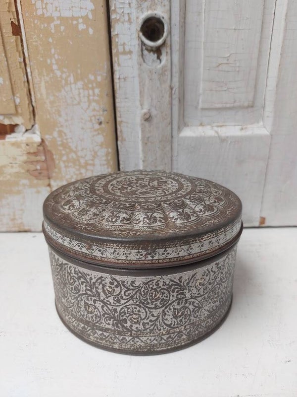 ☻ Rond vintage reliëfblik / opbergblik