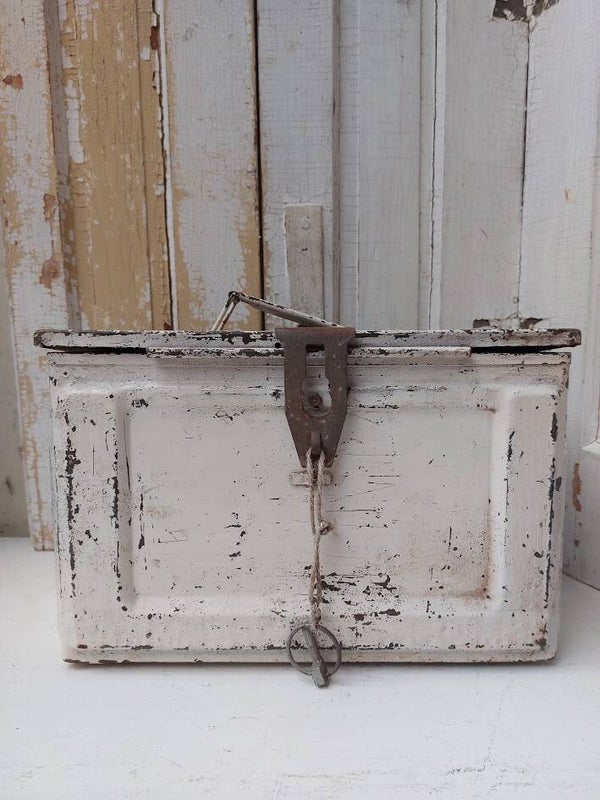 ☻ Antieke metalen munitiekist / transportkist / opbergkist