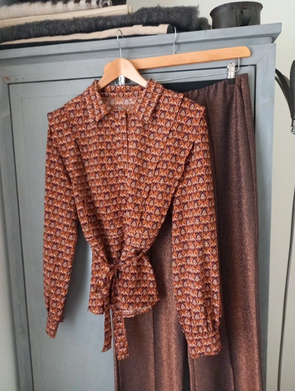 ♣ Vintage M