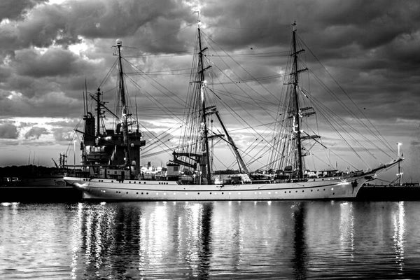 Gorch Fock – Zwischen Sturm und Stille