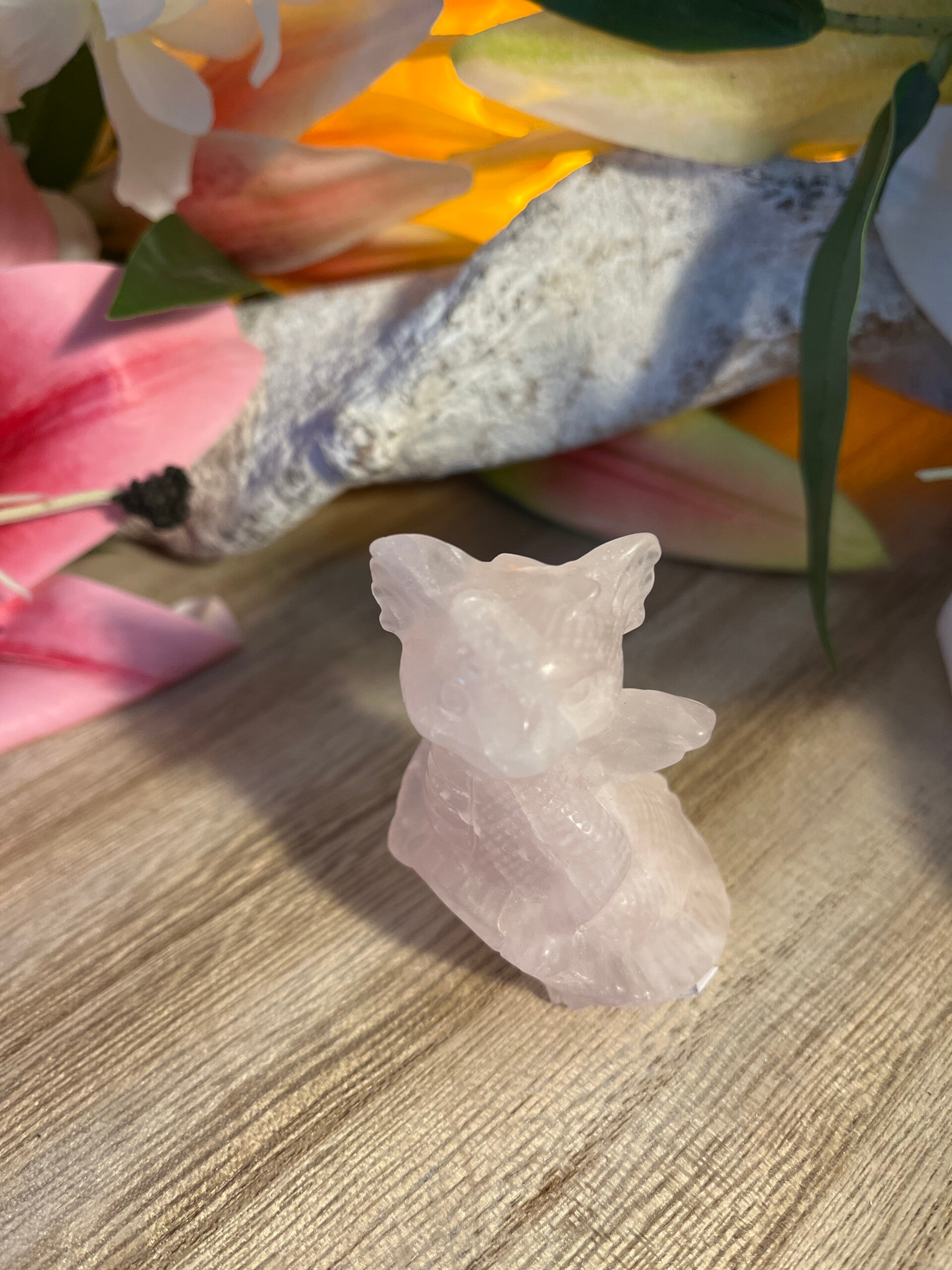 Draak Rozenkwarts staan