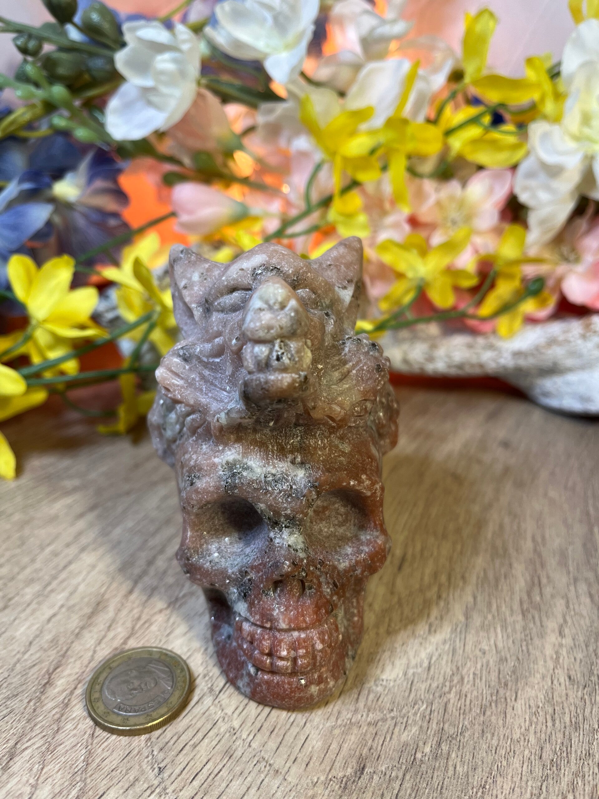 skull met wolf Roze calciet-marmer met Serpentijn