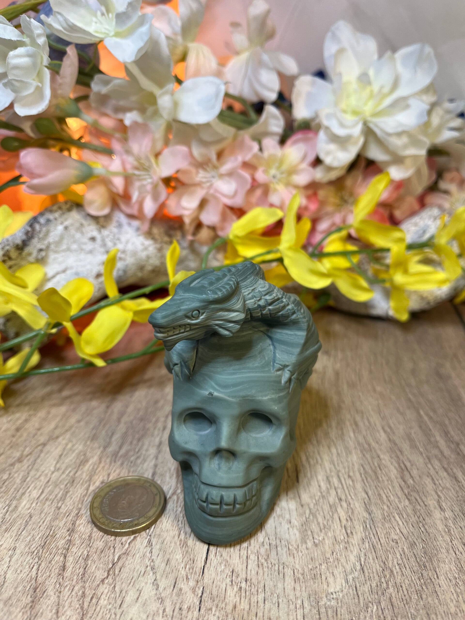 Skull met draak uit Groene Jaspis