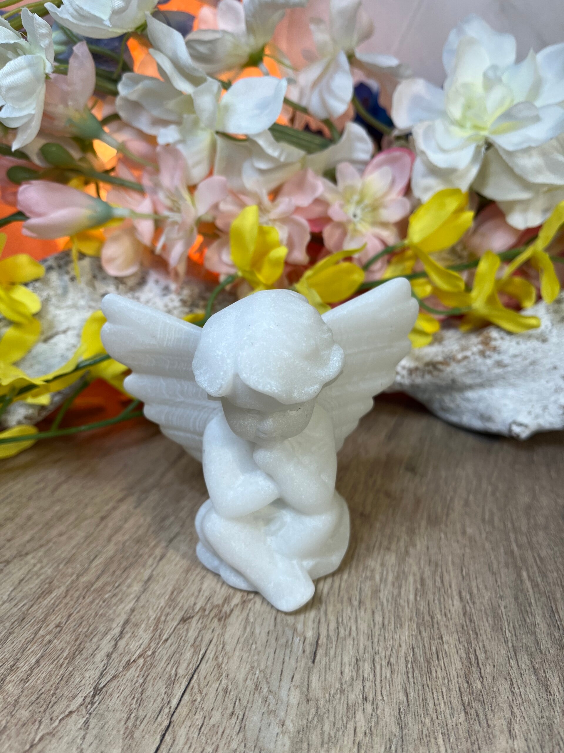 Engel uit witte jade