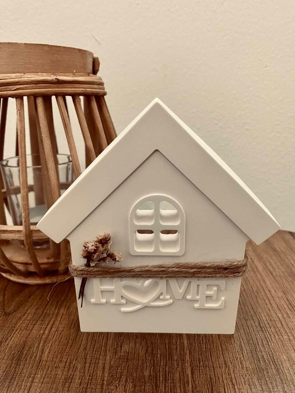 Häuschen “ Home”