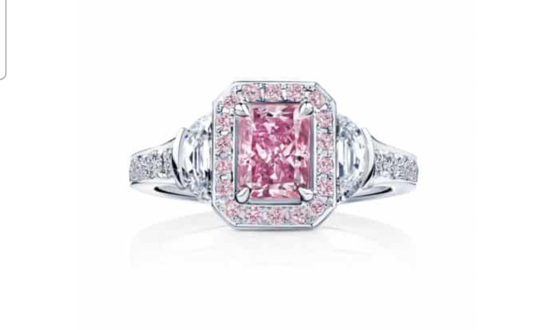 ELECIA A.A.P.D TENDER STUNNING RING