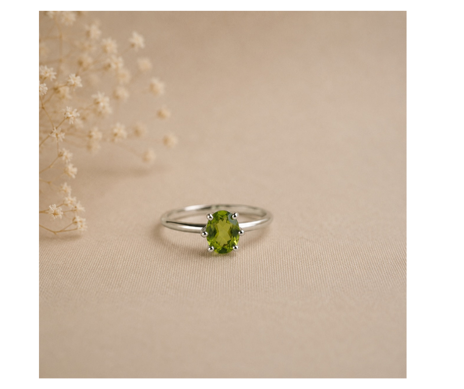 Peridoot ring | Zelfvertrouwen, Energetische reiniging en Oude patronen