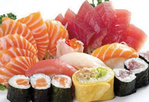 Sushis + makis + sashimis
