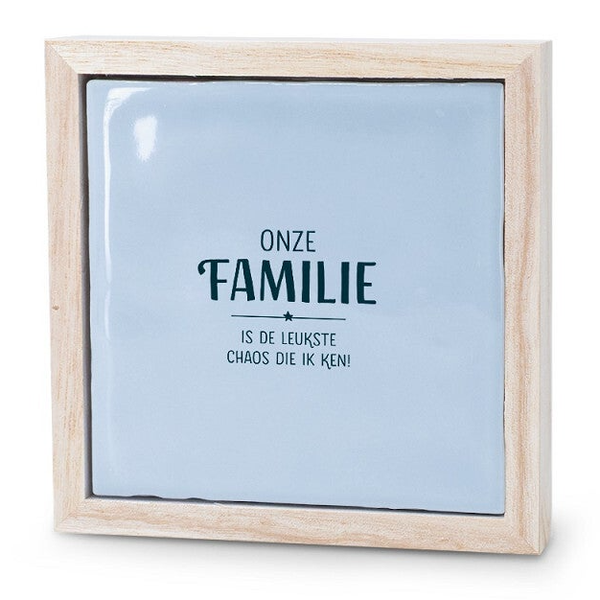 Tegeltje met houten lijstje - Familie