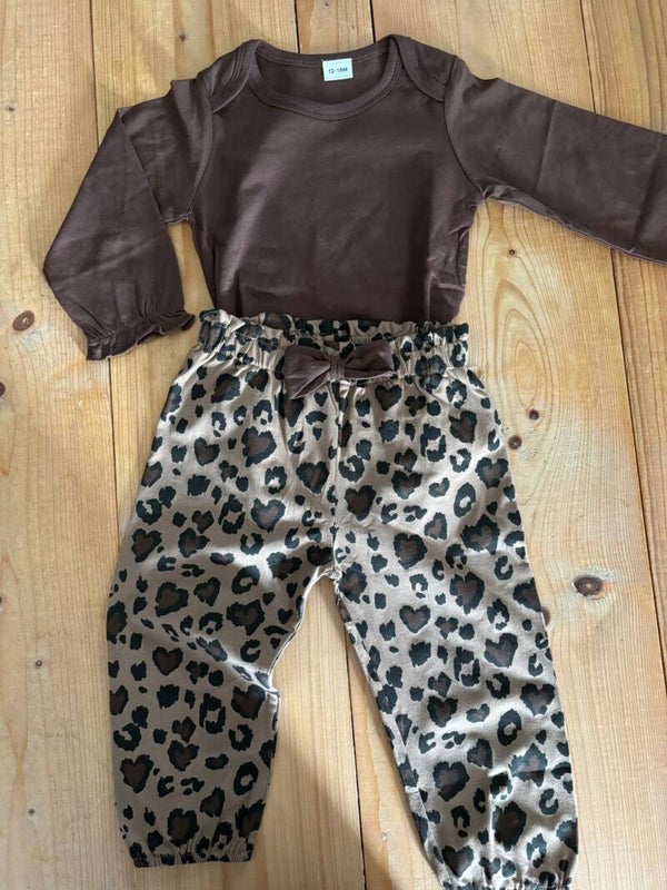 Set broekje met romper panter