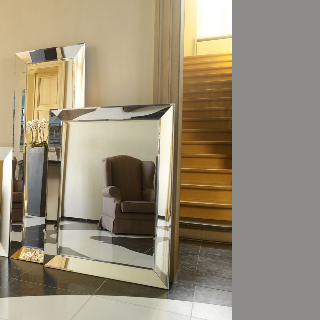 Integro-hall-deknudtmirrors-2495.392-collectie