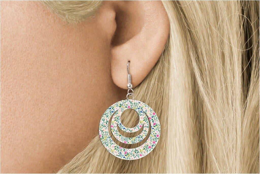 Boucles d’oreilles rondes en bois MDF imprimé – légères & personnalisables | Bettina-Kdo