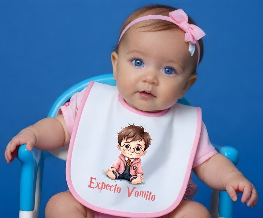 Bavoir humour "petite sorcière "