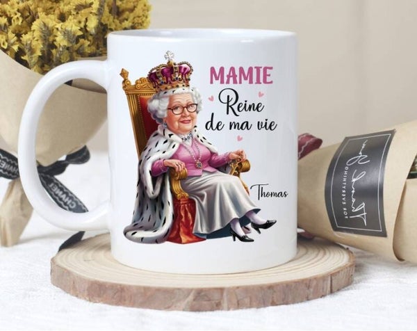 Mug personnalisé "Mamie, reine de ma vie"