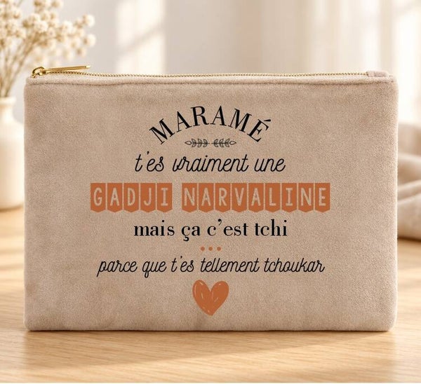 Trousse humour « Maramé – Gadji narvaline » en velours – Cadeau original femme