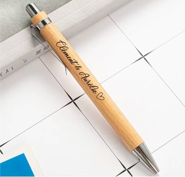 Stylo en Bambou Personnalisé pour Mariage – Prénoms des Marié(e)s